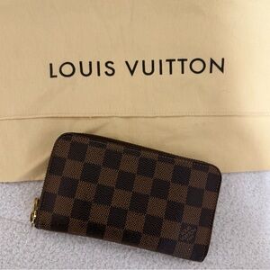 Louis Vuitton - Damier Ebene Wallet